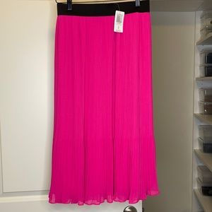 Cute Torrid midi skirt! New - tag in place